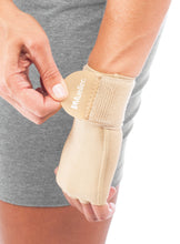 Load image into Gallery viewer, Mueller Sports Medicine Compression Glove Mueller® Compression &amp; Support Gloves Fingerless Large / X-Large Over-the-Wrist Length Ambidextrous #6908
