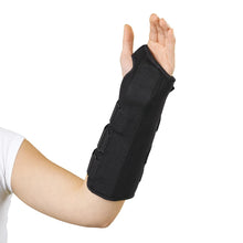Load image into Gallery viewer, Medline Universal Wrist and Forearm Splints
