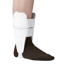 Load image into Gallery viewer, Medline Air and Gel Stirrup Ankle Splints
