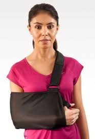 Shoulder Sling Essential Shoulder Immobilizer Small Foam / Mesh Fabric D-Ring / Hook and Loop Strap Closure Left or Right Arm #VP20102-020