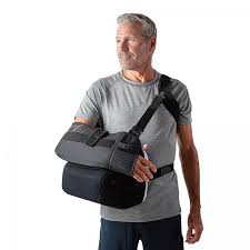 Sling with Abduction Pillow DonJoy® UltraSling® PRO One Size Fits Most Acetal / Cotton / Laminate Foam-Tricot / Polyacetal / Polyester / Polupropylene / Polyurethane Foam Buckle Closure / Hook and Loop Strap Closure Left or Right Arm #11-0447-9